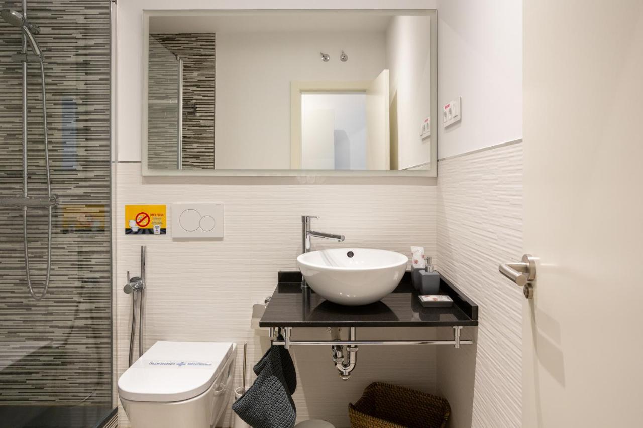 Alma Suites Мадрид Екстериор снимка