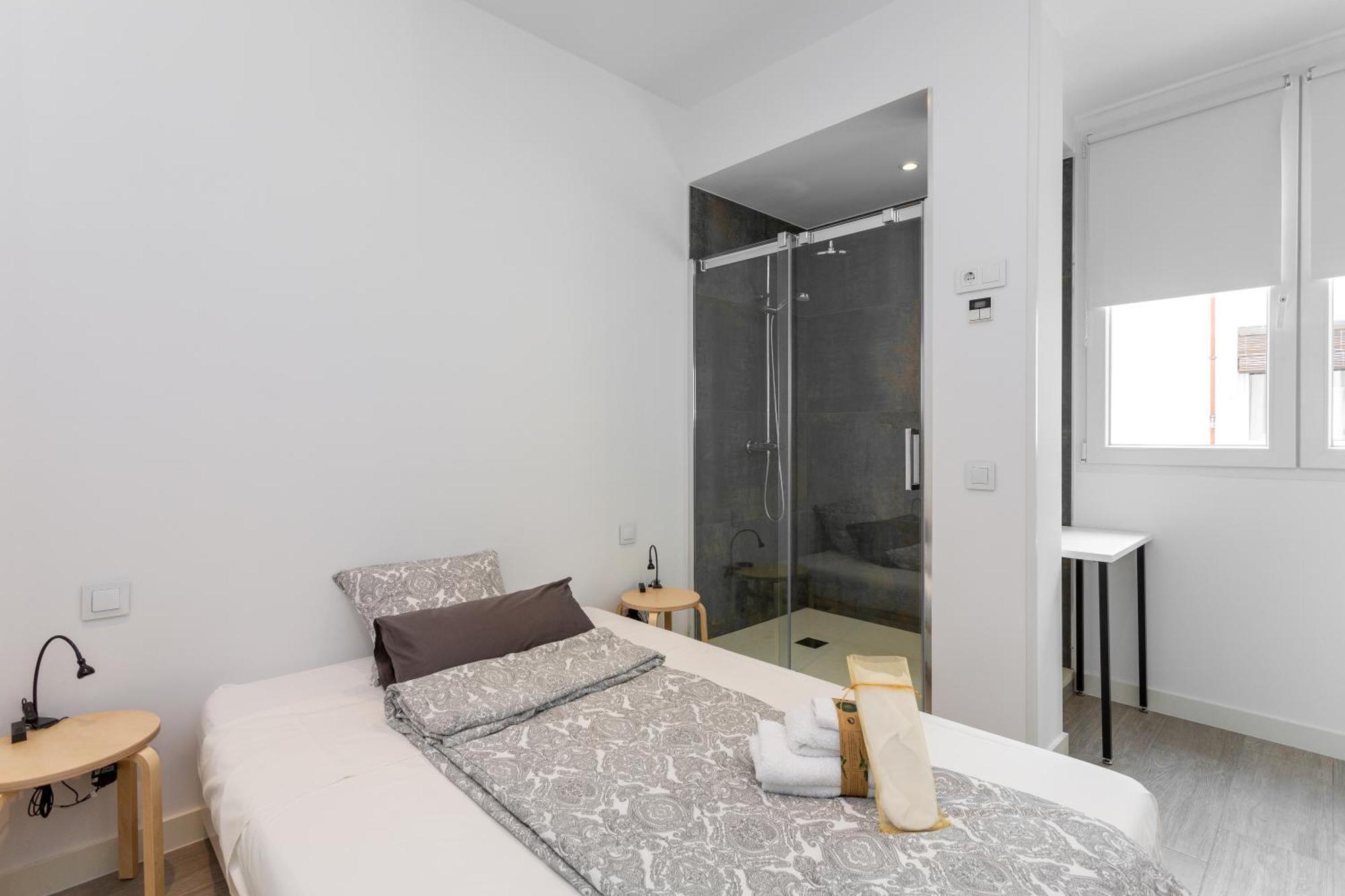 Alma Suites Мадрид Екстериор снимка