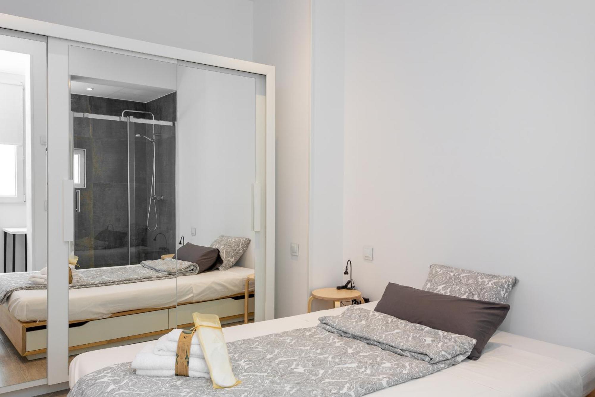 Alma Suites Мадрид Екстериор снимка