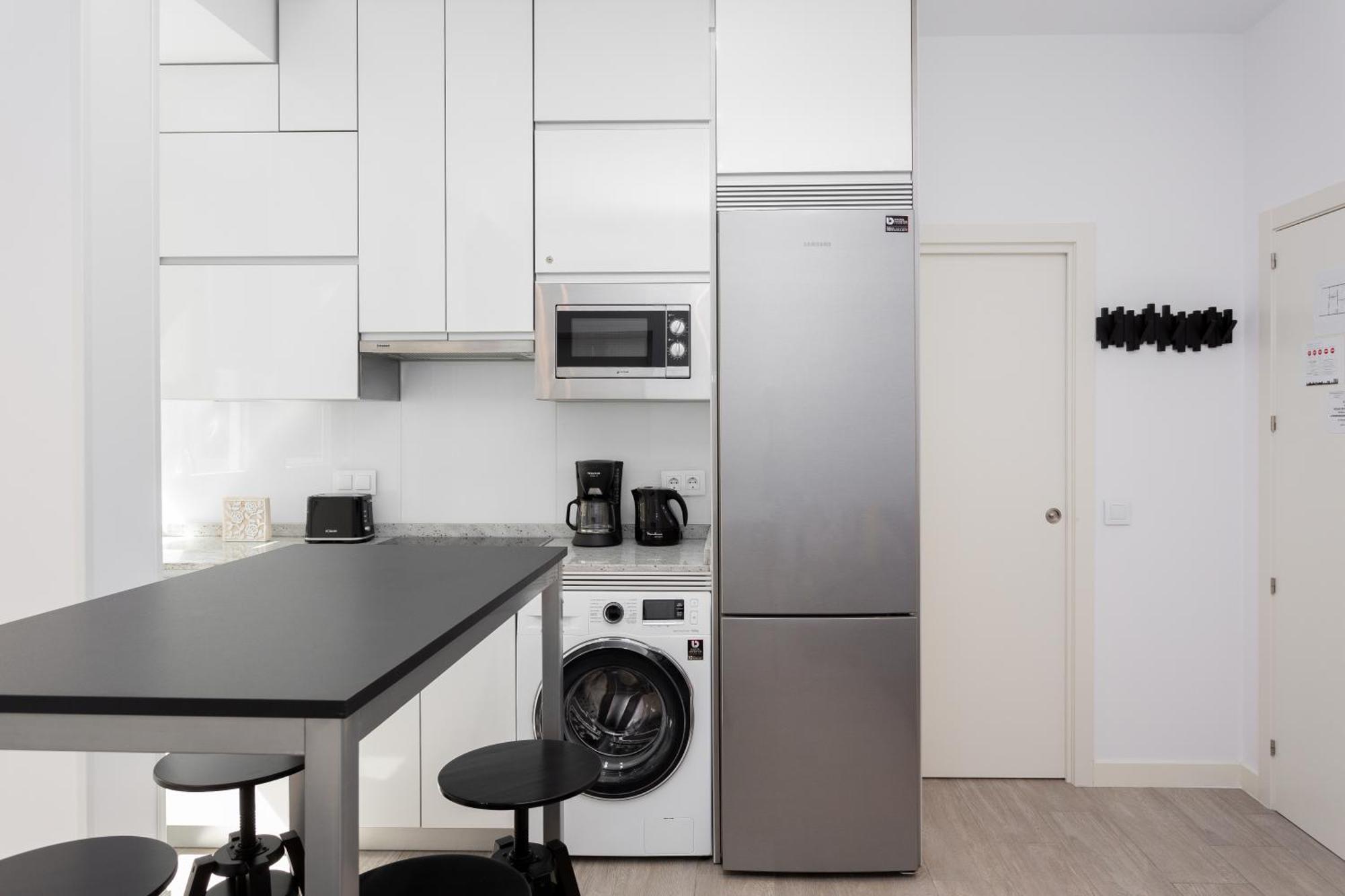 Alma Suites Мадрид Екстериор снимка